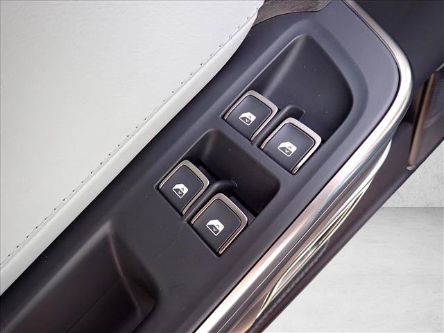 Used 2023 Rivian R1T Adventure AWD/4WD image 16