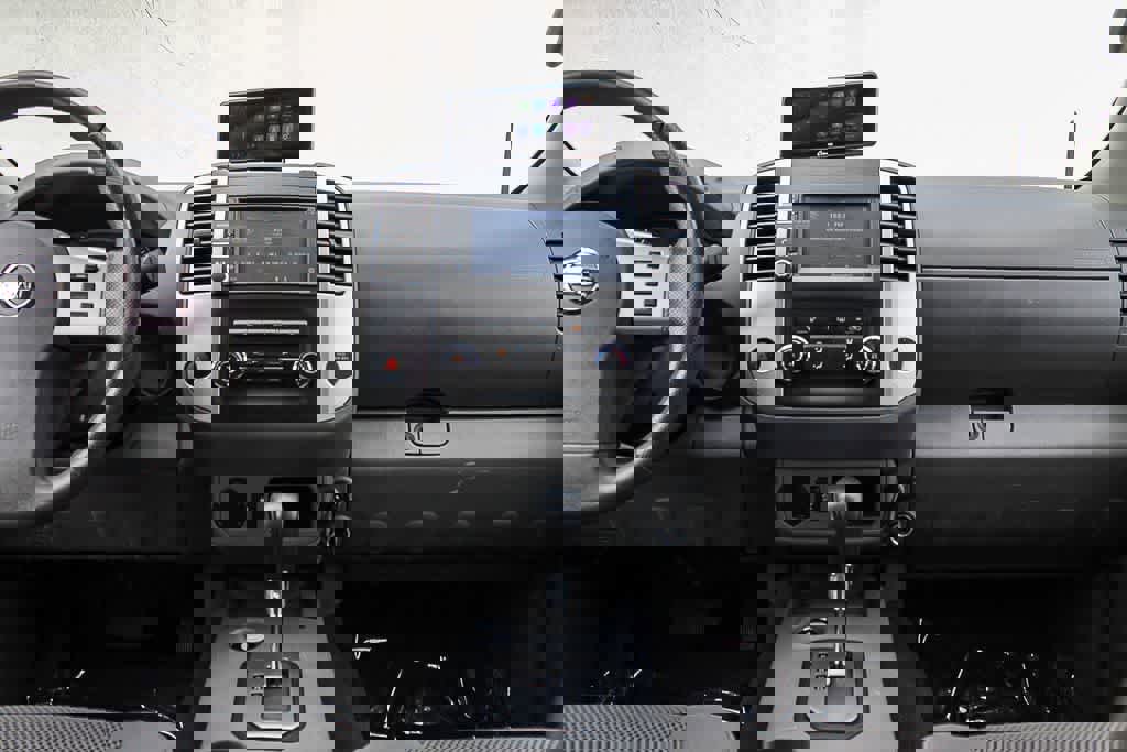 Used 2021 Nissan Frontier S w/ S Utility Package image 12