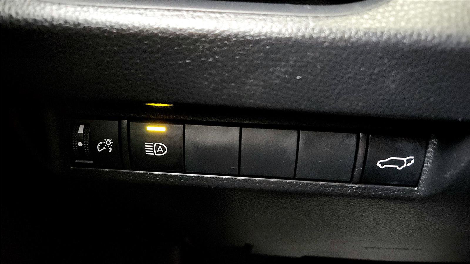 Certified 2022 Toyota RAV4 SE image 44