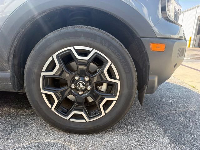 Used 2025 Ford Bronco Sport Outer Banks w/ Outer Banks Tech Package+ AWD/4WD image 9