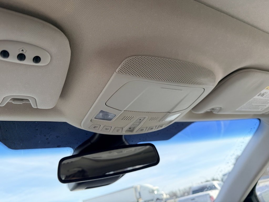 Used 2020 Ford Edge Titanium w/ Equipment Group 301A image 26