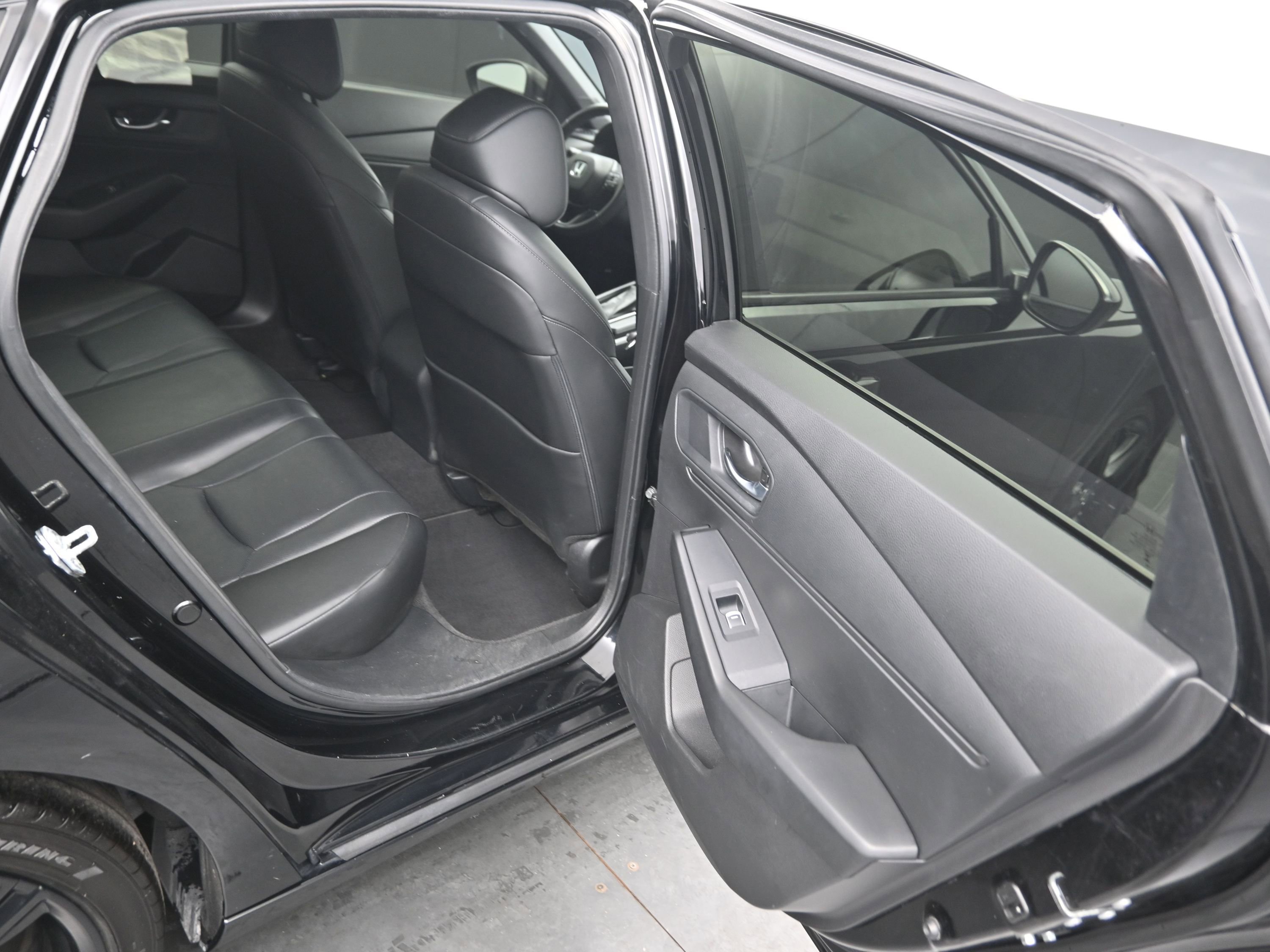 Used 2023 Honda Accord Sport image 10