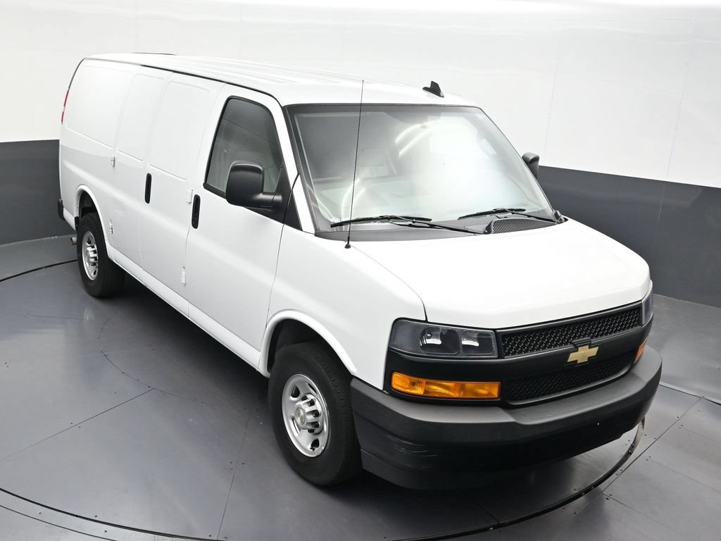 Used 2022 Chevrolet Express 2500 w/ Driver Convenience Package RWD image 22