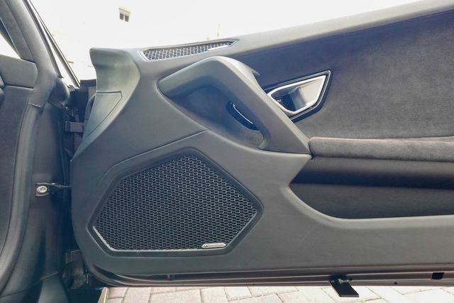 Used 2022 Lamborghini Huracan EVO image 77