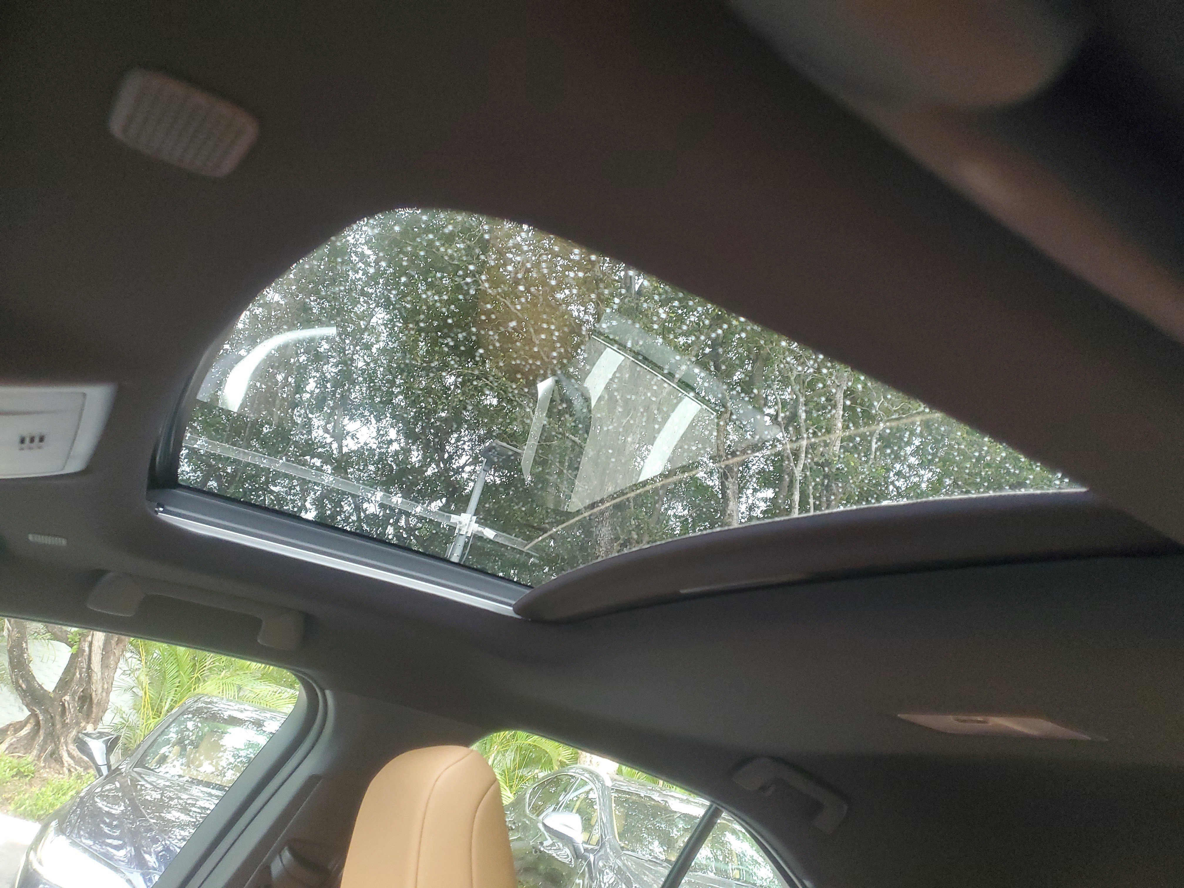 Used 2025 Lexus UX 300h FWD image 18