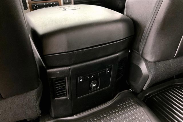 Used 2015 RAM 3500 Laramie w/ Convenience Group AWD/4WD image 10
