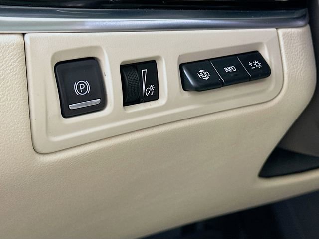 Used 2024 Cadillac XT6 Premium Luxury w/ Technology Package image 12