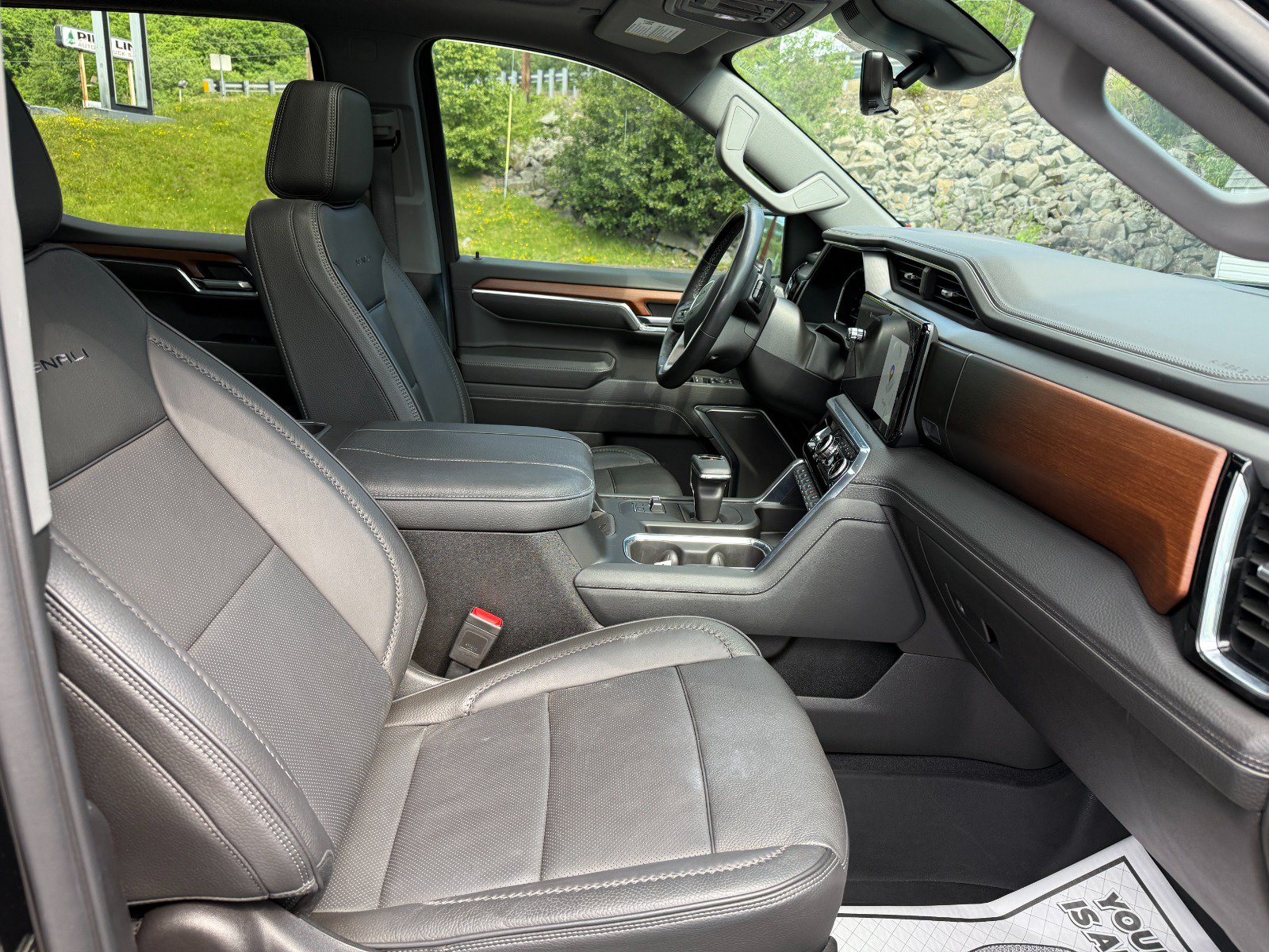 Used 2023 GMC Sierra 1500 Denali AWD/4WD image 23