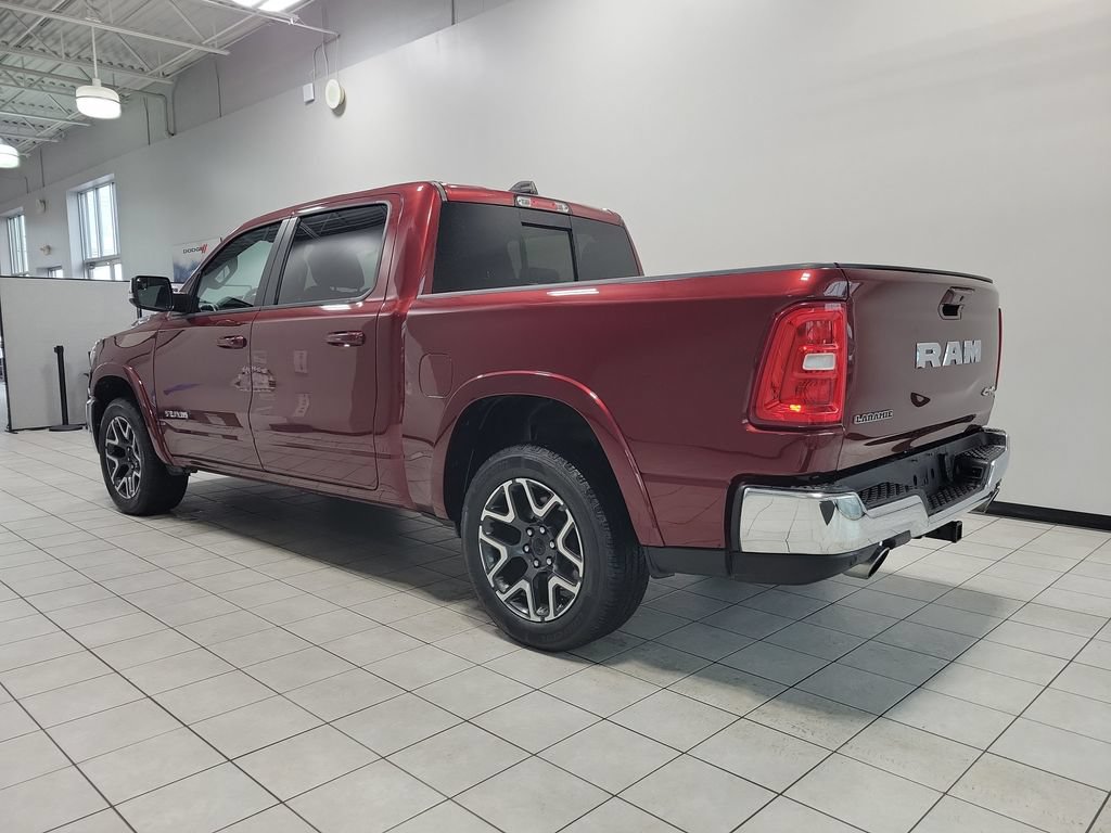 Used 2025 RAM 1500 Laramie AWD/4WD image 10