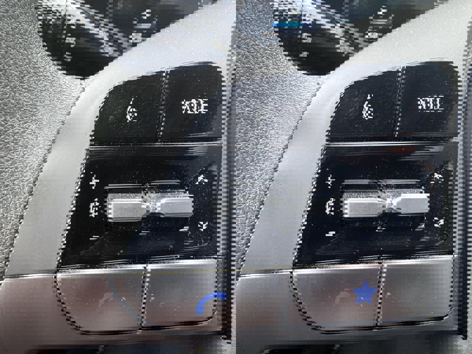 Used 2024 Hyundai Elantra SEL image 15