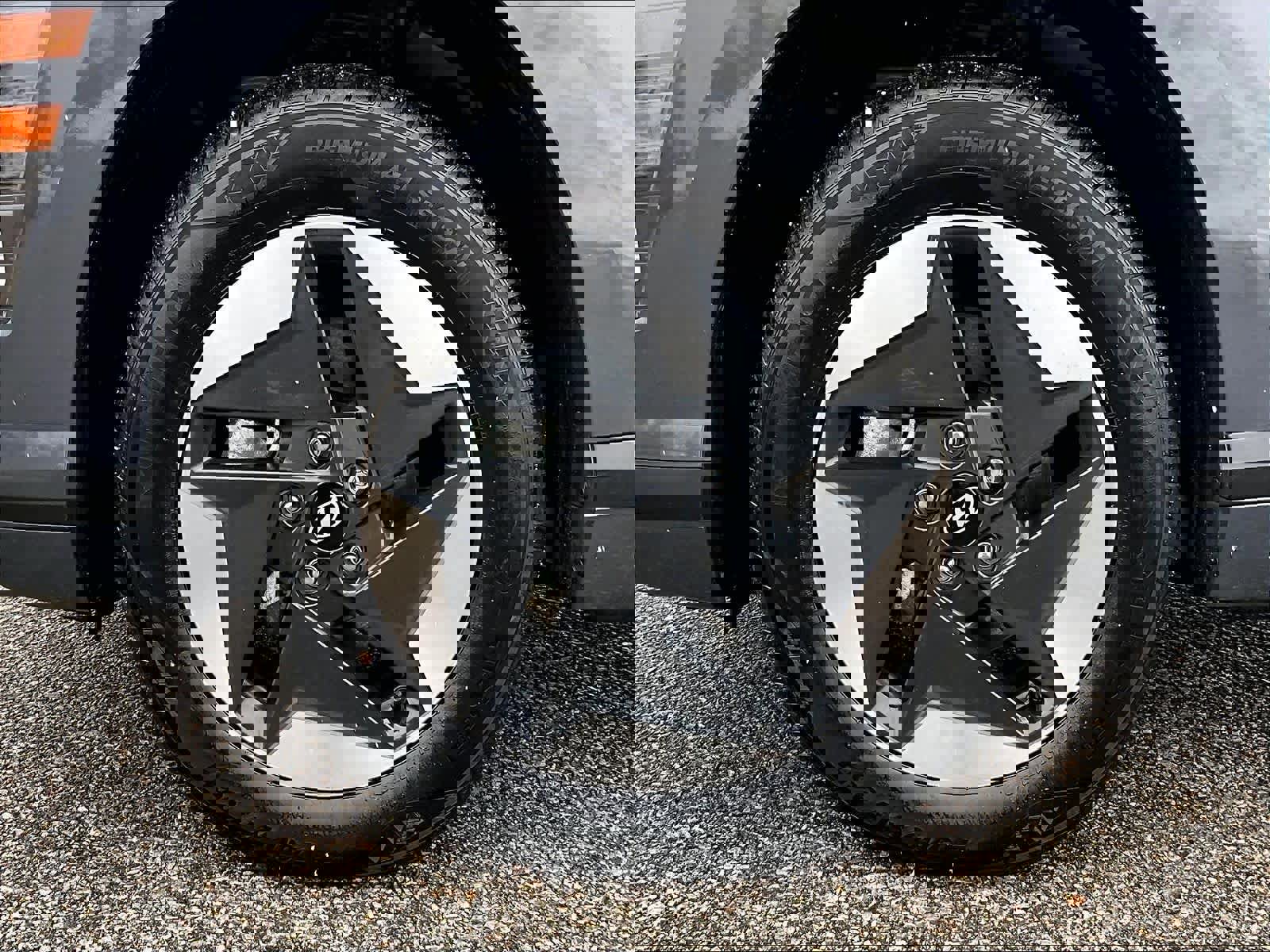 Used 2024 Hyundai Kona SEL image 7