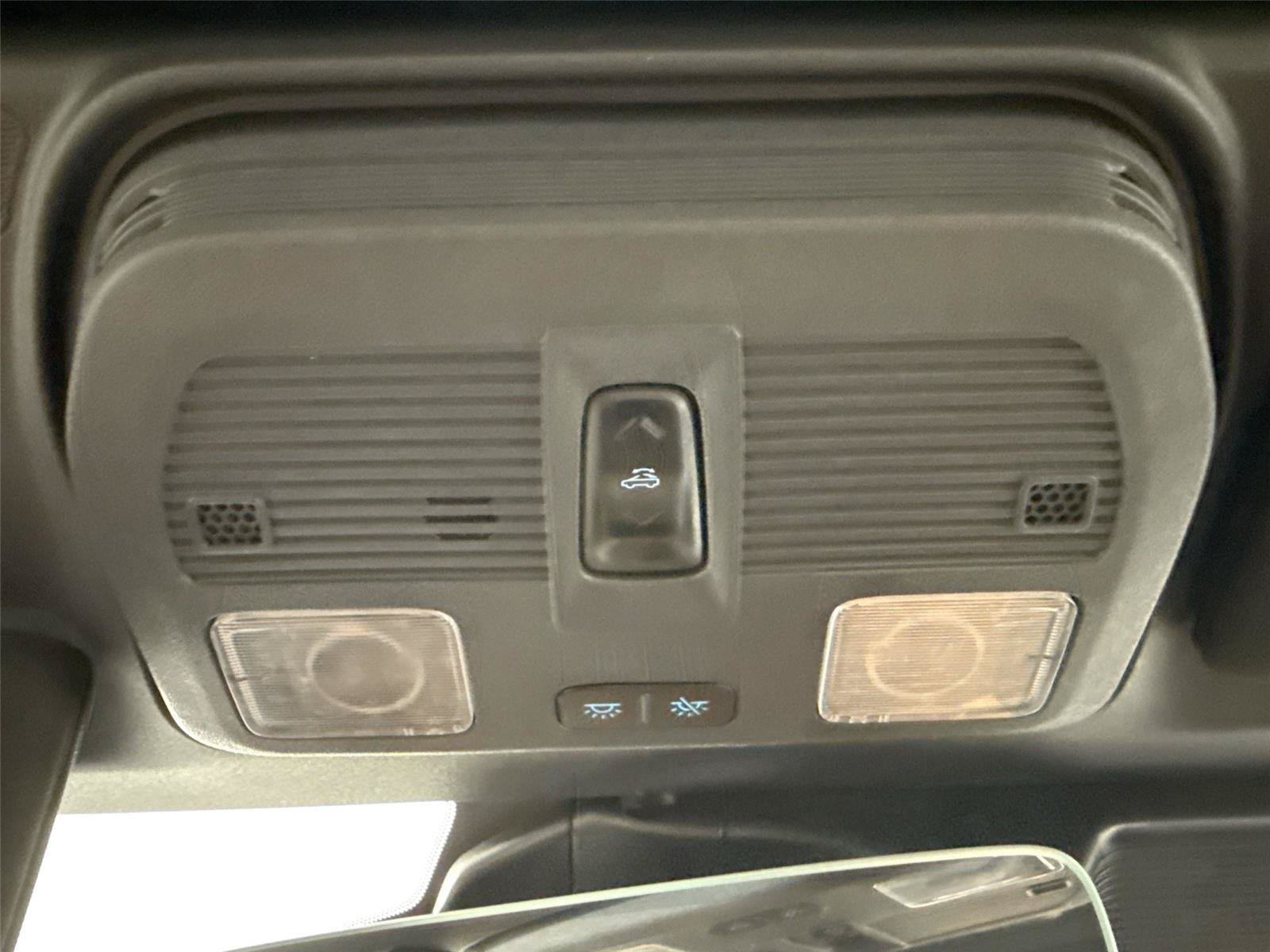 Used 2025 Ford Mustang Premium RWD image 6