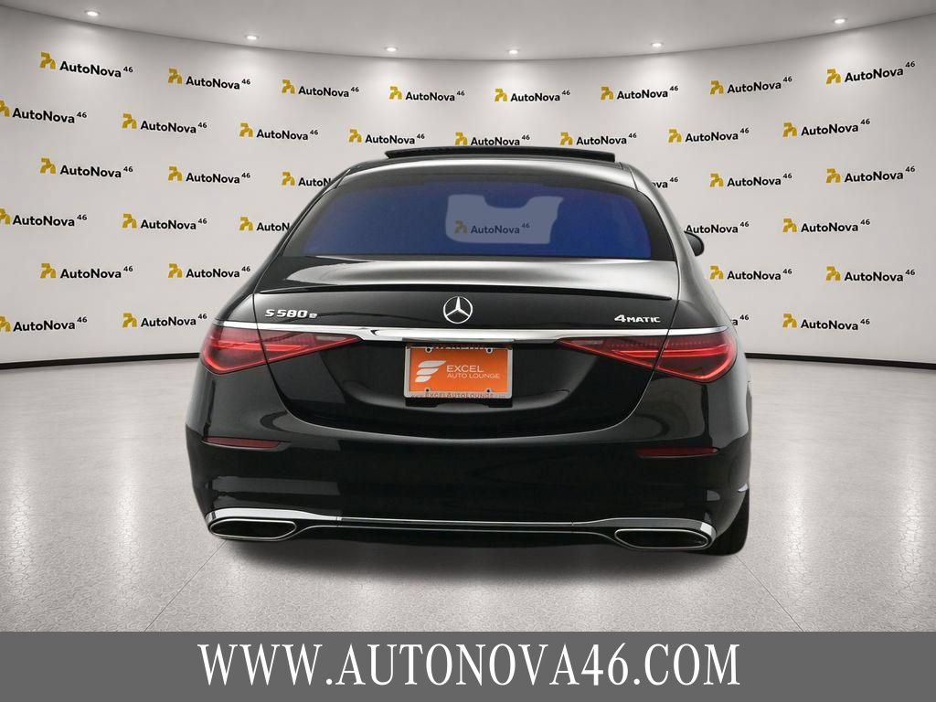 Used 2024 Mercedes-Benz S 580e 4MATIC Sedan image 7