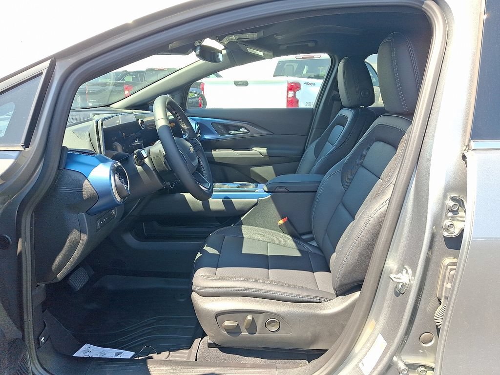 New 2026 Chevrolet Equinox EV LT FWD image 6