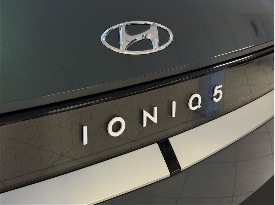 Used 2024 Hyundai Ioniq 5 SEL RWD image 24