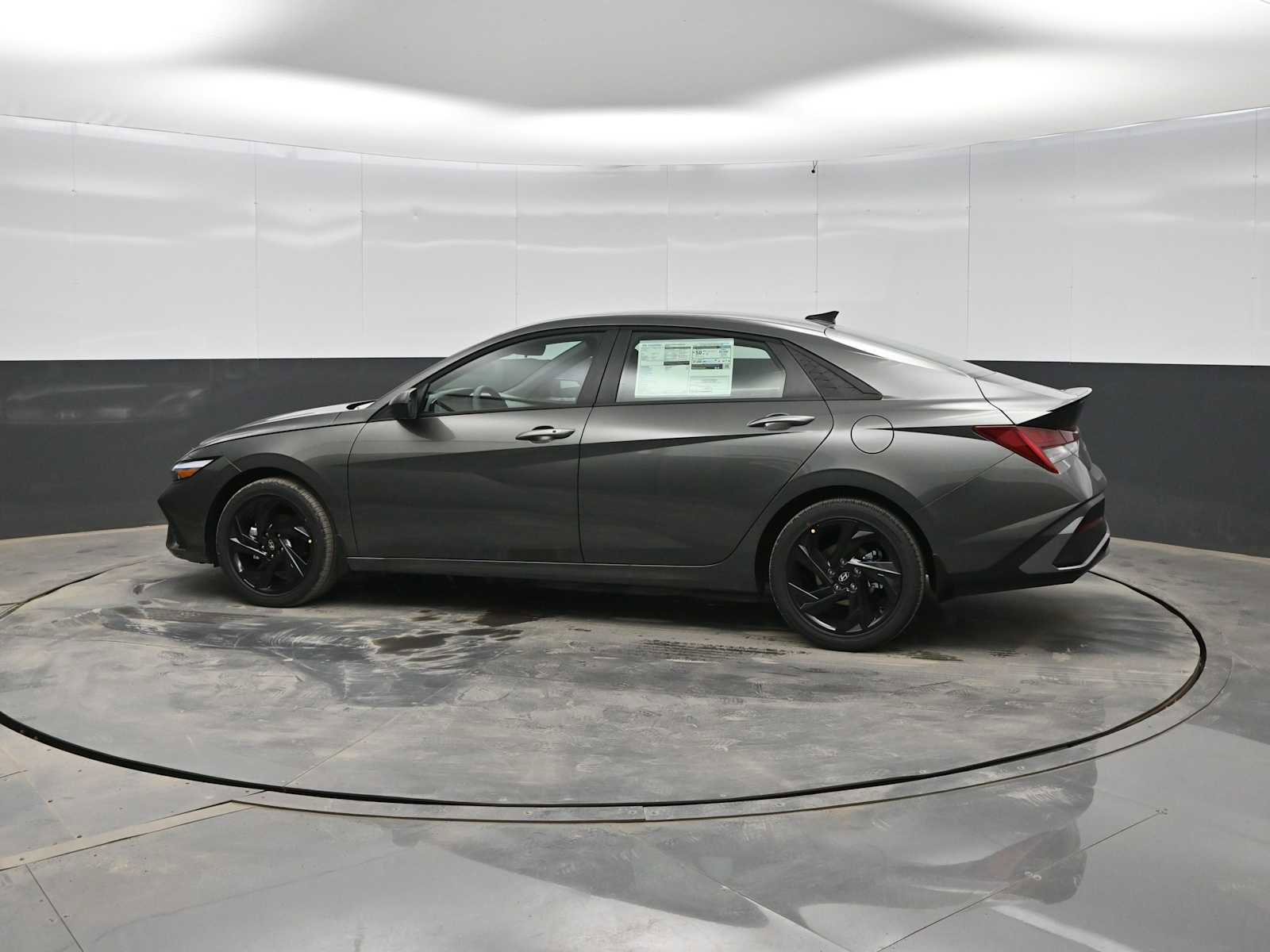 New 2026 Hyundai Elantra Sport image 5