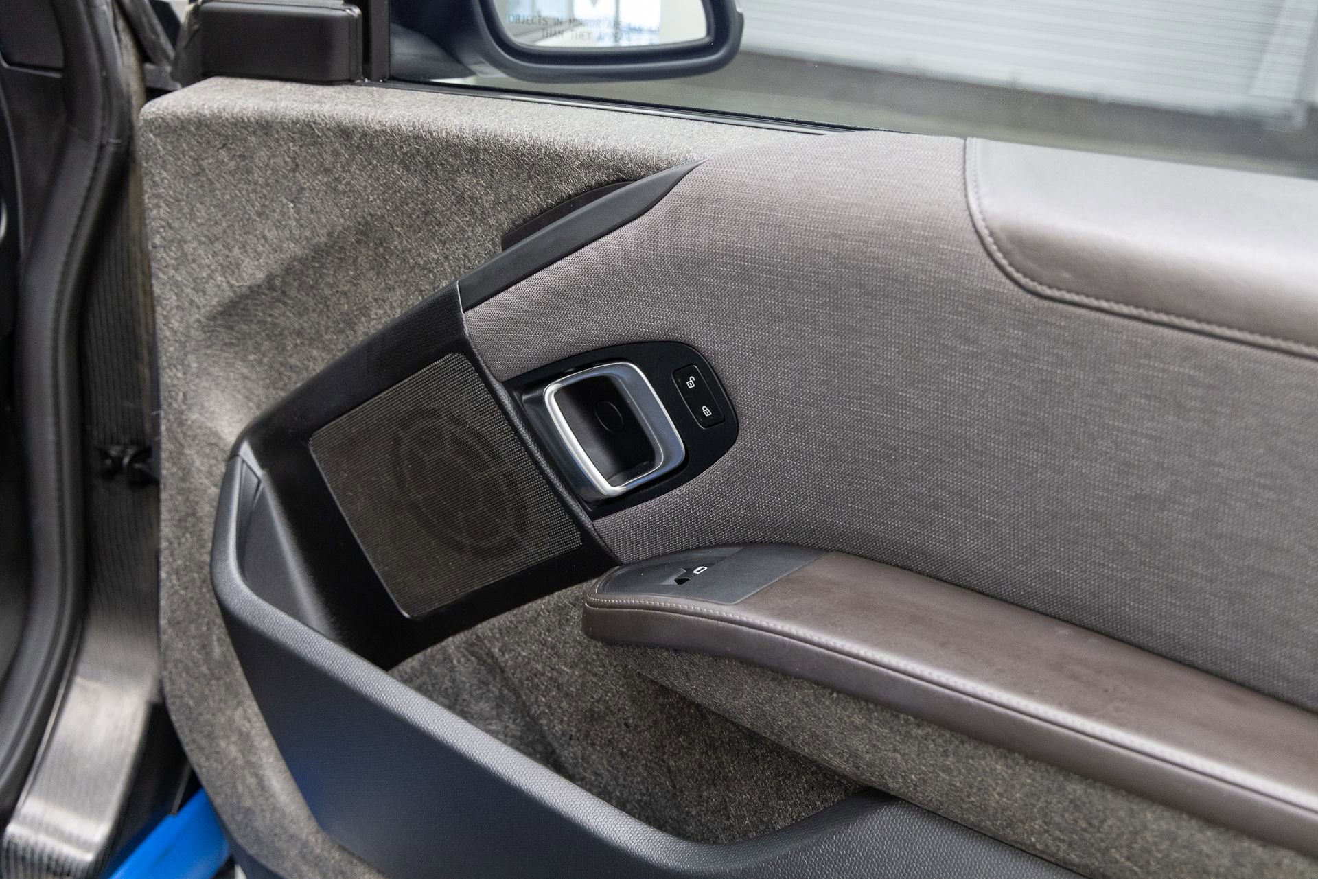 Used 2015 BMW i3 w/ Range Extender image 21