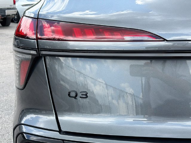 New 2026 Audi Q3 quattro 2.0T AWD/4WD image 10