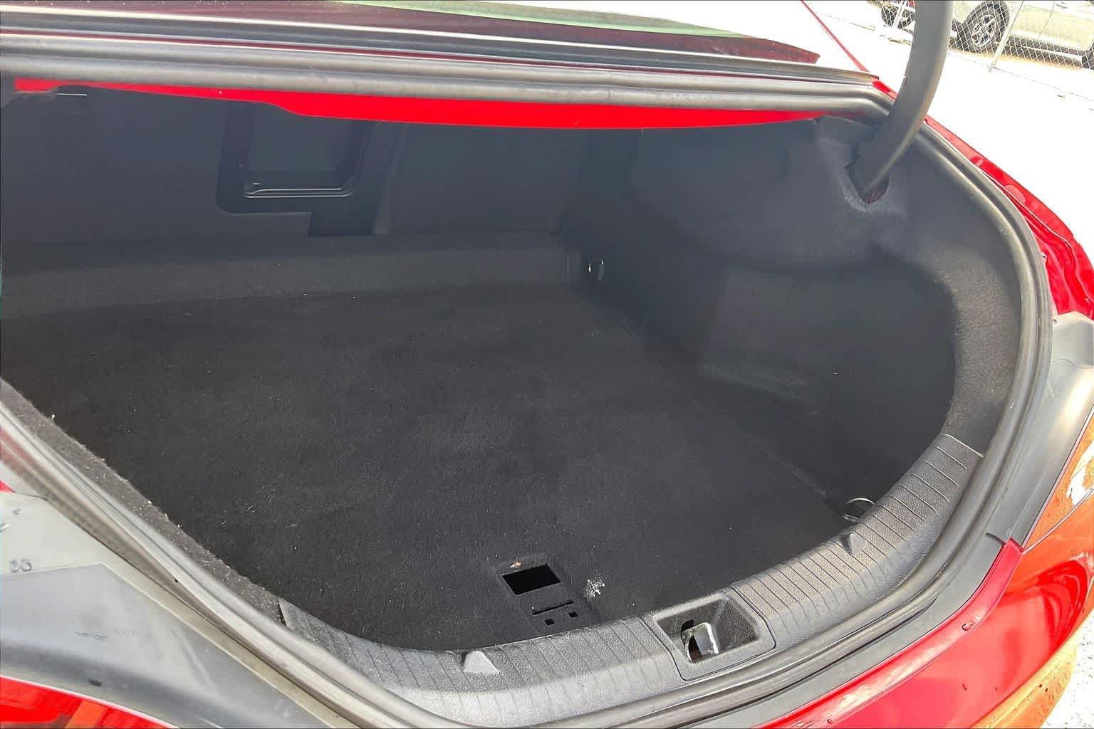 Used 2018 Mercedes-Benz CLA 250 image 16