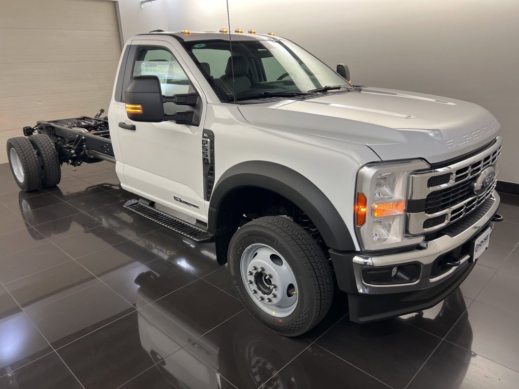 New 2026 Ford F550 4x4 Regular Cab Super Duty image 1