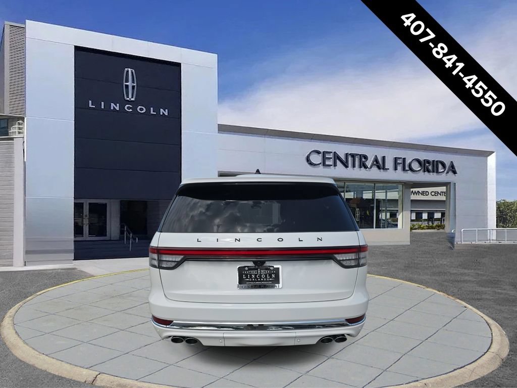 New 2025 Lincoln Aviator Black Label AWD/4WD image 4
