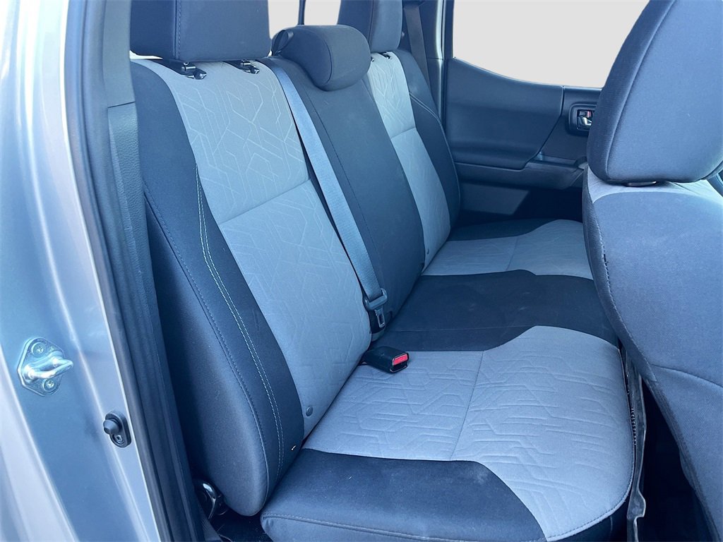 Used 2021 Toyota Tacoma TRD Off-Road image 25