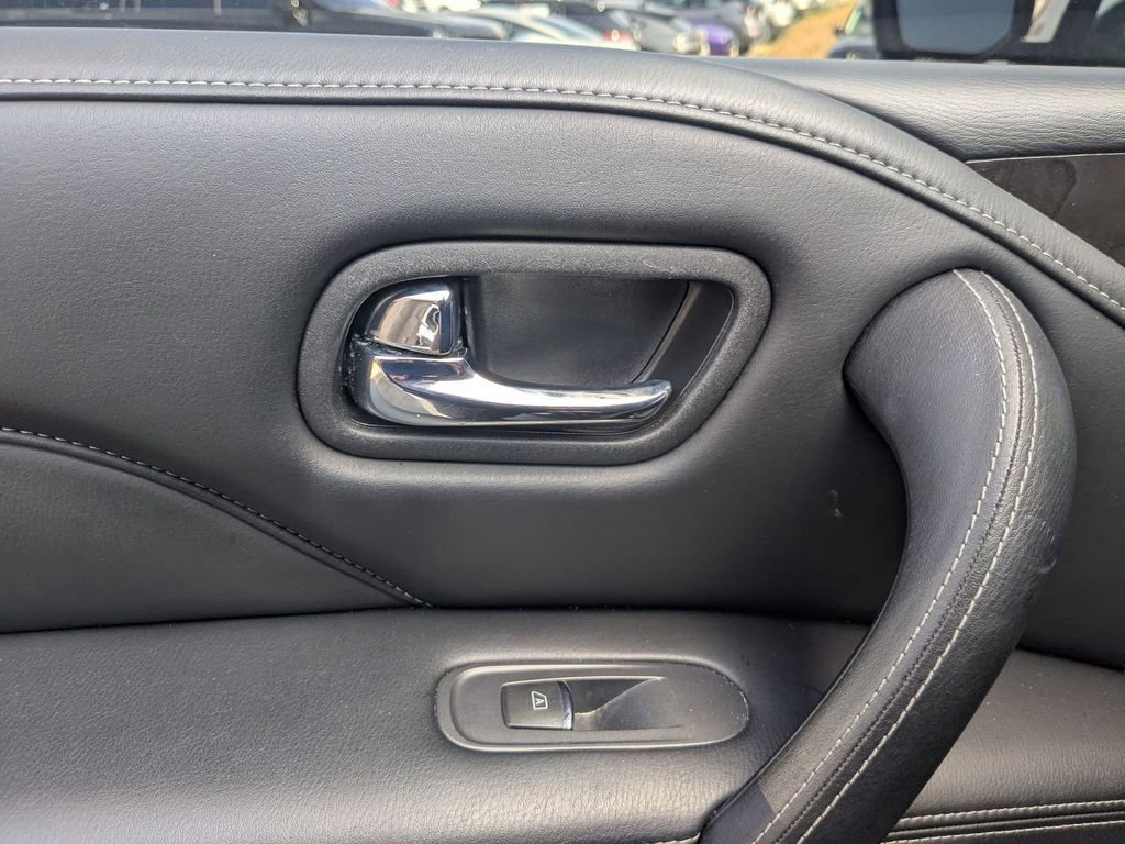 Used 2024 INFINITI QX80 Luxe image 28