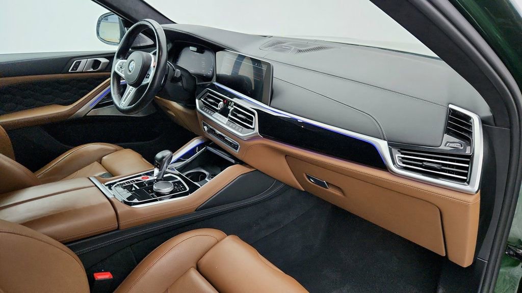 Used 2021 BMW X6 M image 27