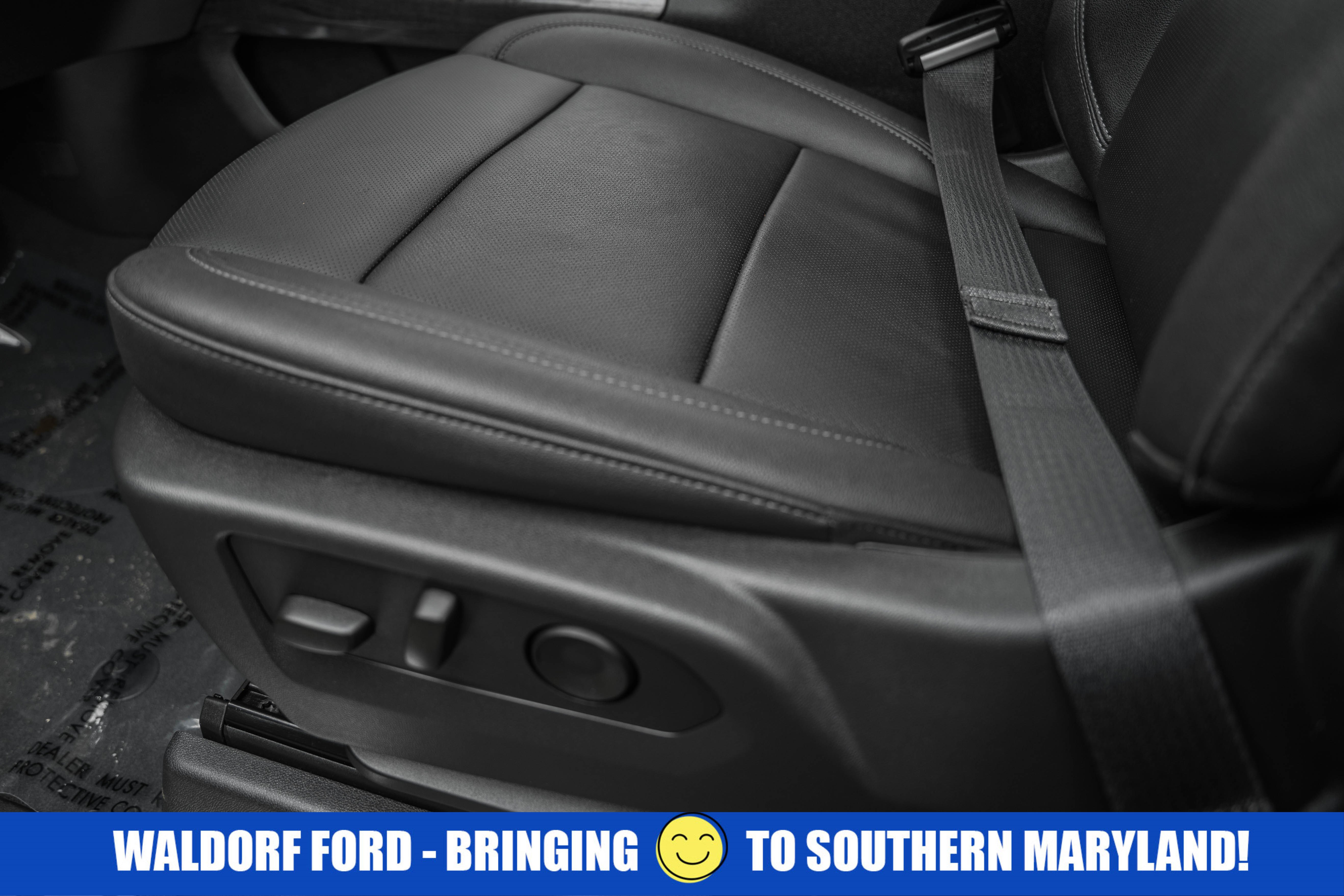 Used 2024 Chevrolet Silverado 1500 LTZ w/ LTZ Premium Package image 39