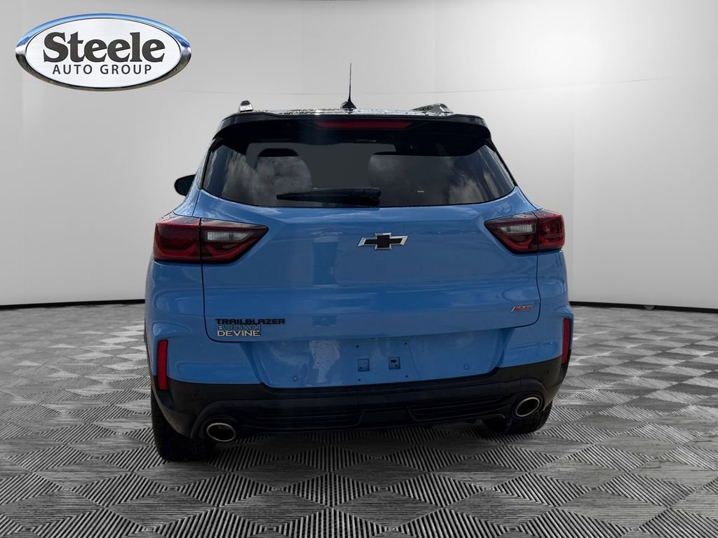 Used 2024 Chevrolet TrailBlazer RS w/ Driver Confidence Package image 4