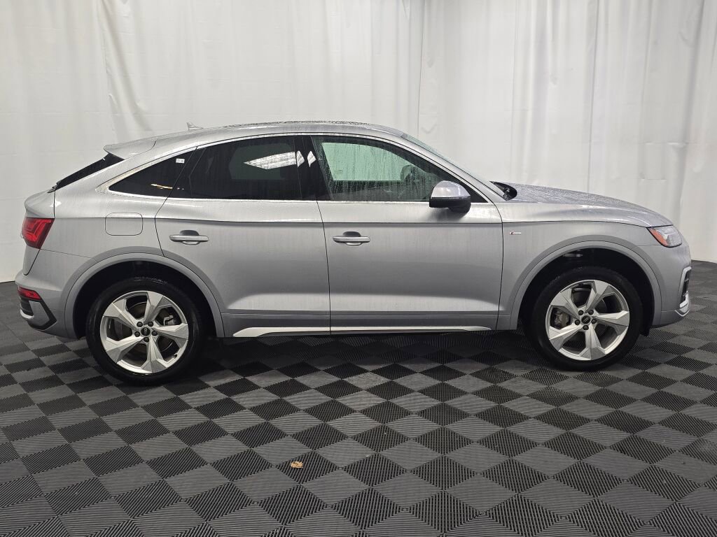 Certified 2025 Audi Q5 2.0T Premium Plus image 7