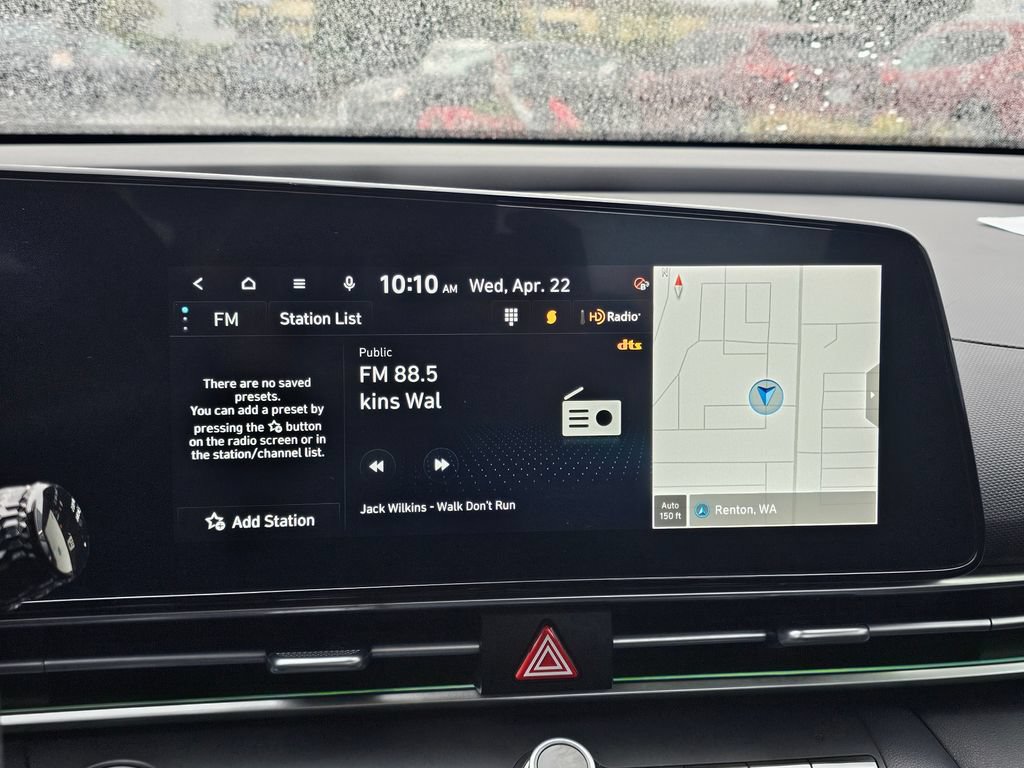 Used 2024 Hyundai Elantra SEL FWD image 21