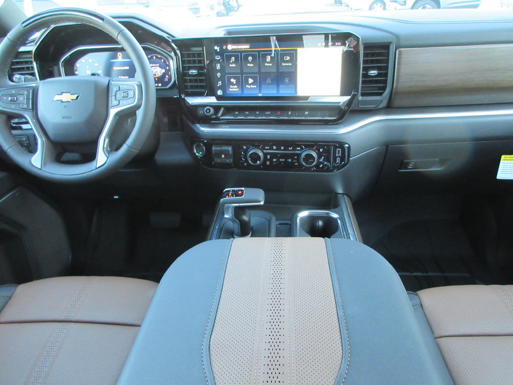 New 2026 Chevrolet Silverado 1500 High Country AWD/4WD image 18