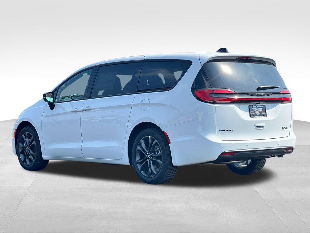 New 2026 Chrysler Pacifica Select FWD image 5