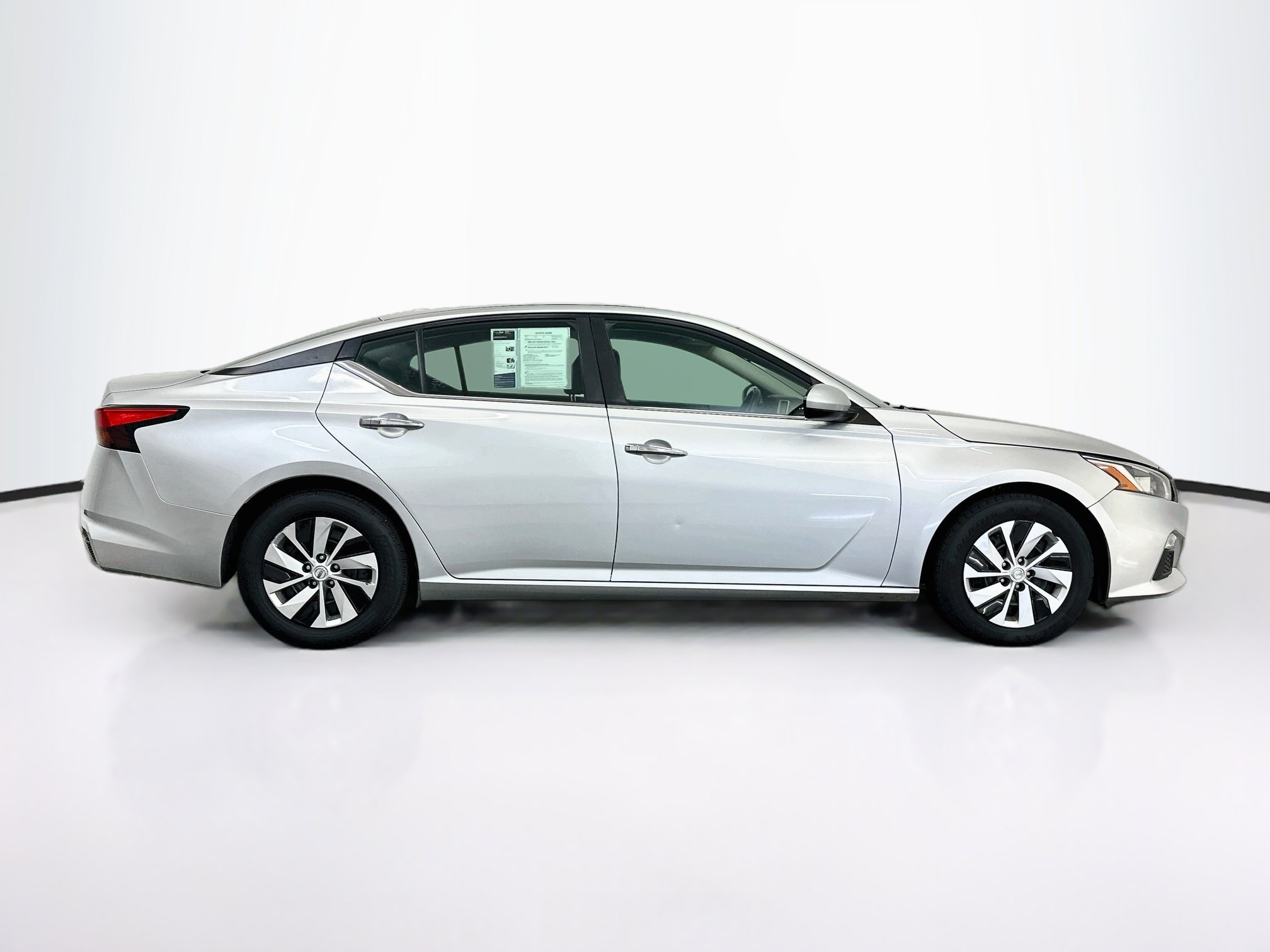 Used 2019 Nissan Altima 2.5 S FWD image 10
