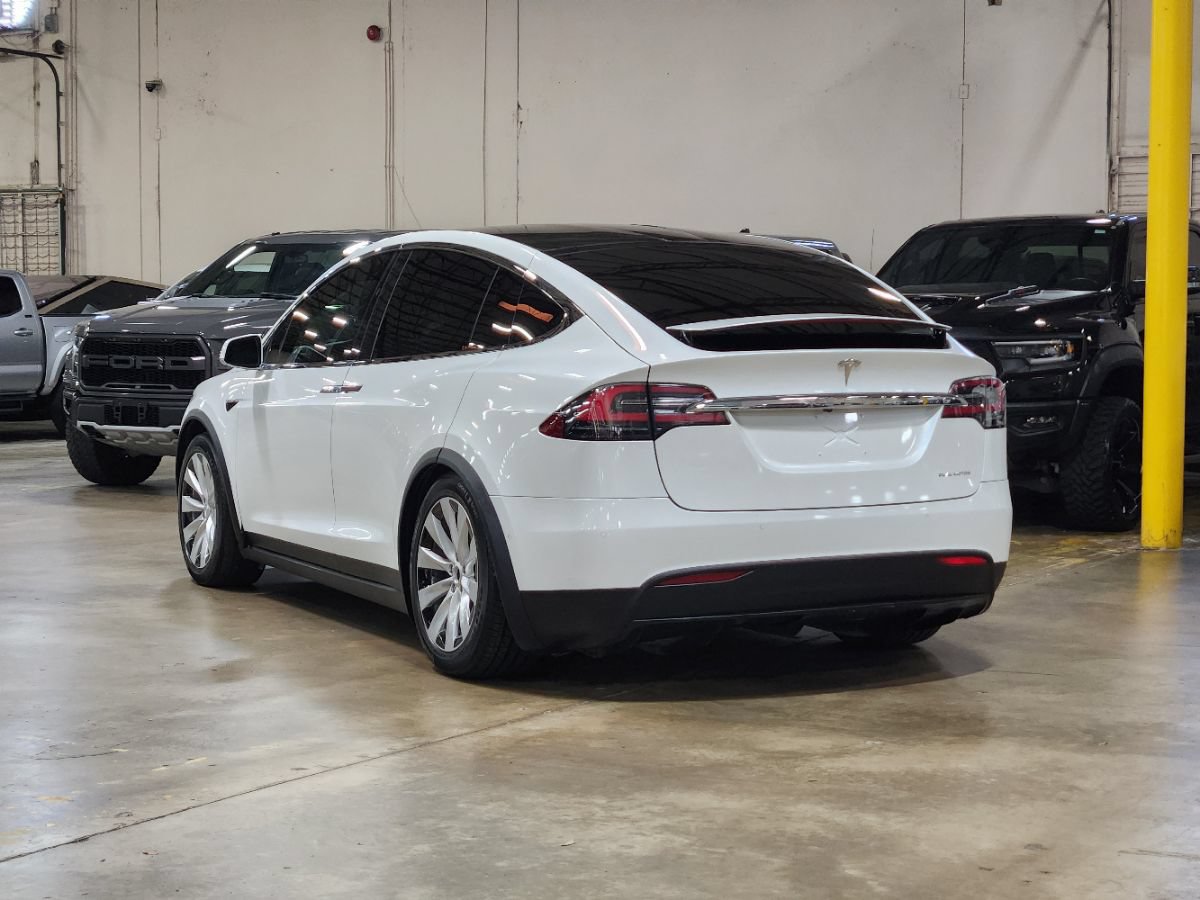 Used 2019 Tesla Model X 75D AWD/4WD image 15