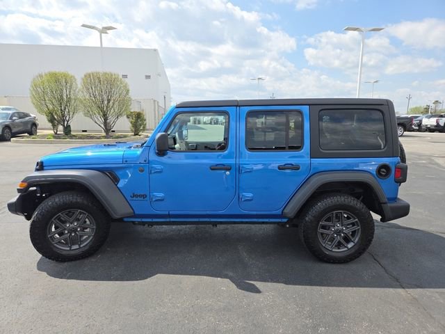 Used 2024 Jeep Wrangler Sport S image 16