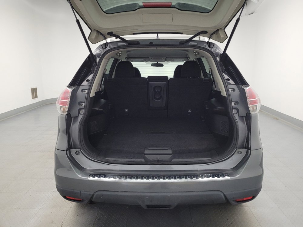 Used 2016 Nissan Rogue S w/ Appearance Package image 29