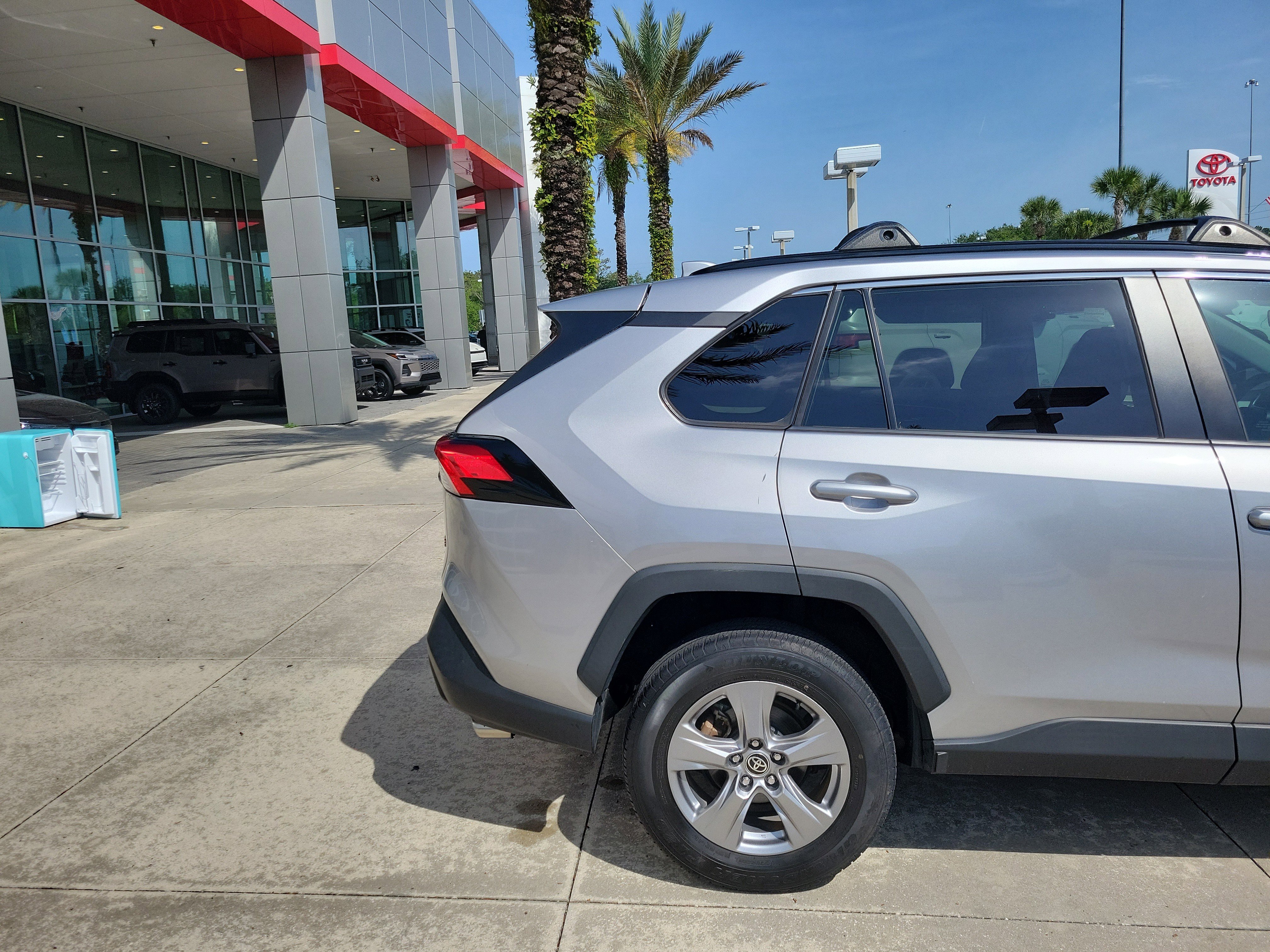 Certified 2023 Toyota RAV4 XLE w/ Convenience Package FWD image 6