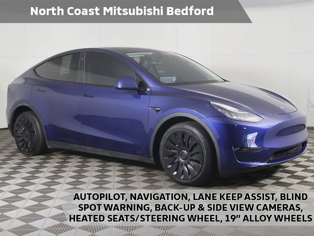 Used 2021 Tesla Model Y Long Range AWD/4WD image 1