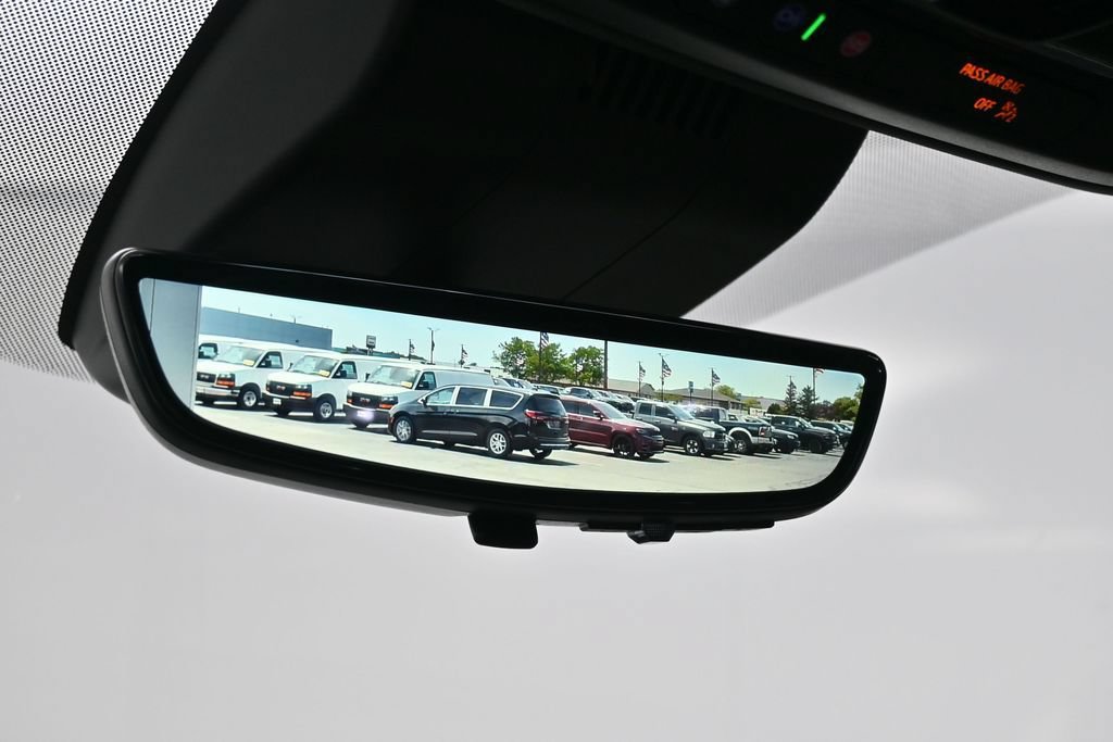 New 2026 Chevrolet Suburban High Country AWD/4WD image 24