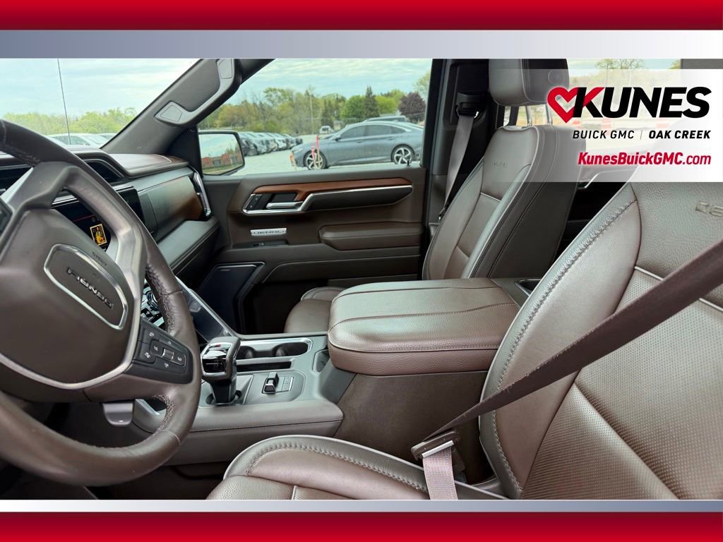 Used 2023 GMC Sierra 1500 Denali AWD/4WD image 5