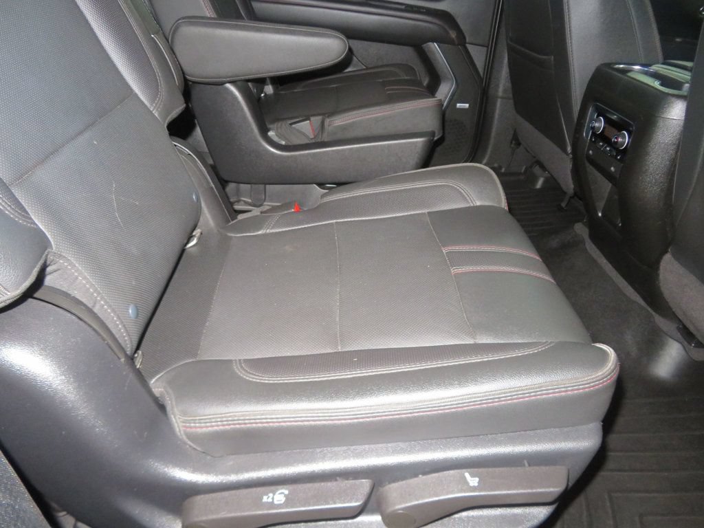 Used 2022 Chevrolet Tahoe RST w/ Luxury Package RWD image 32