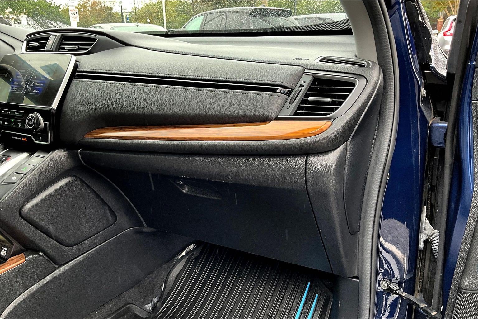 Used 2022 Honda CR-V Touring image 16