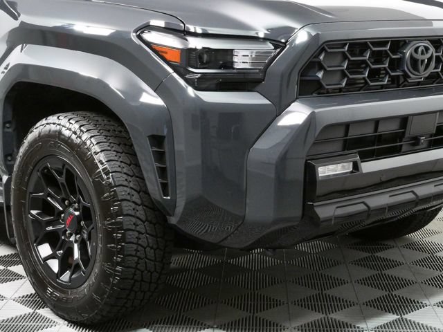 Used 2025 Toyota 4Runner TRD Sport Premium AWD/4WD image 37