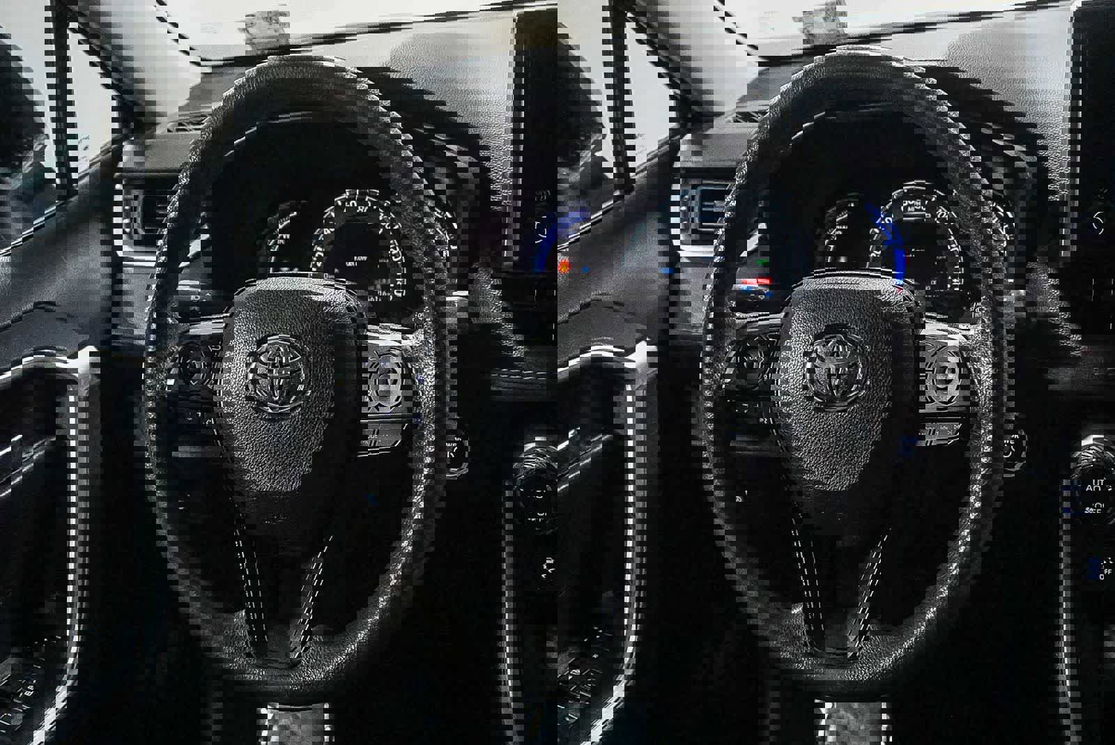 Certified 2024 Toyota RAV4 XLE image 17