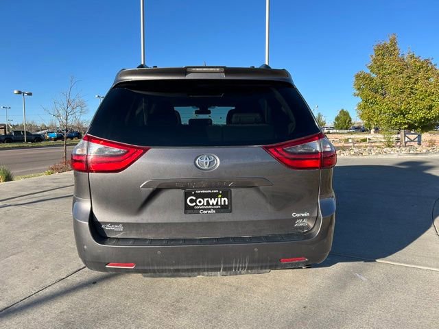Used 2020 Toyota Sienna XLE w/ XLE Navigation Package AWD/4WD image 7