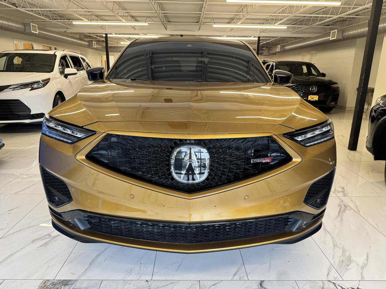 Used 2022 Acura MDX Type S AWD/4WD image 2