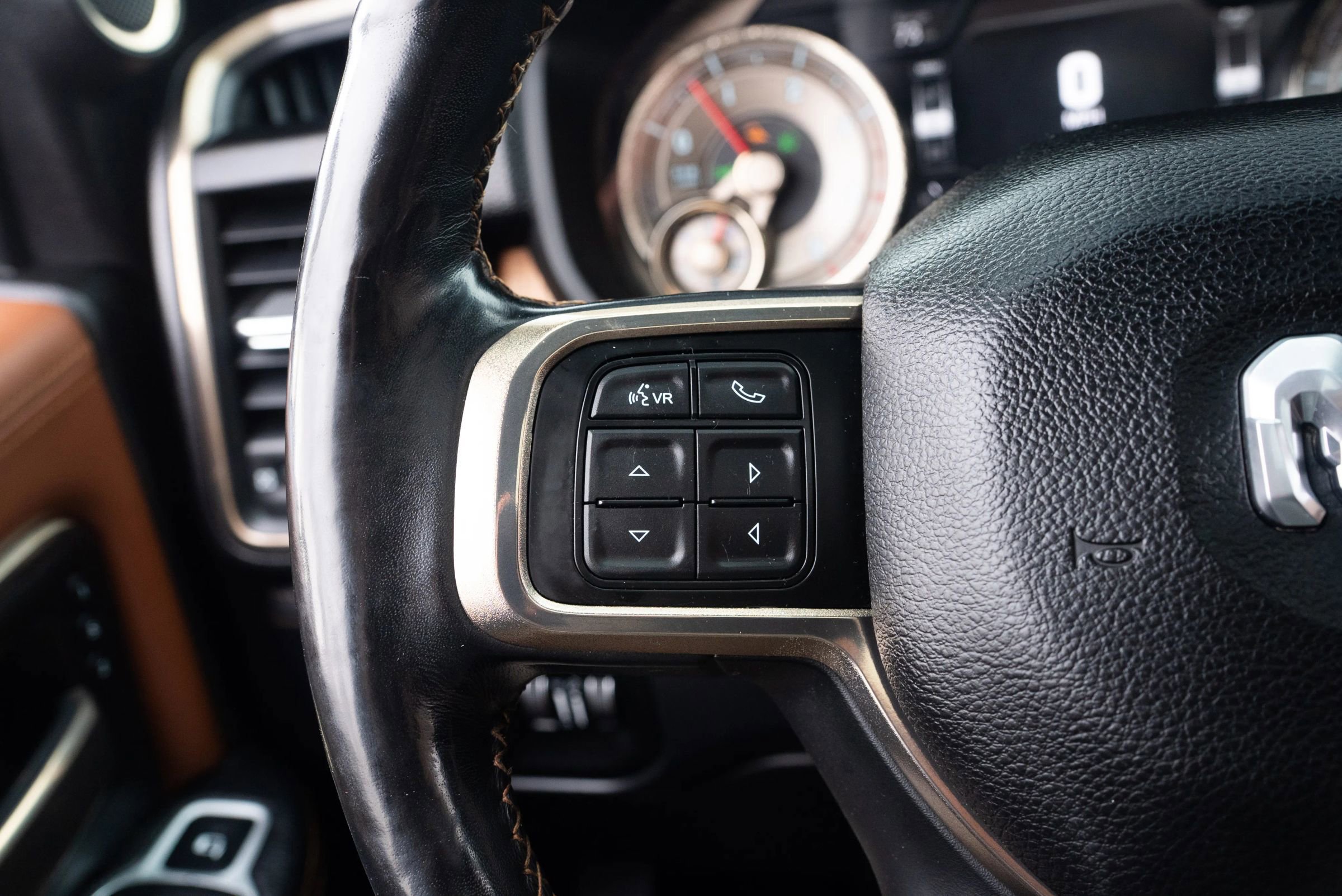 Used 2019 RAM 3500 Limited image 29