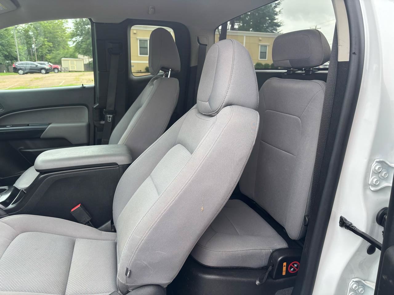 Used 2020 GMC Canyon W/T RWD image 12